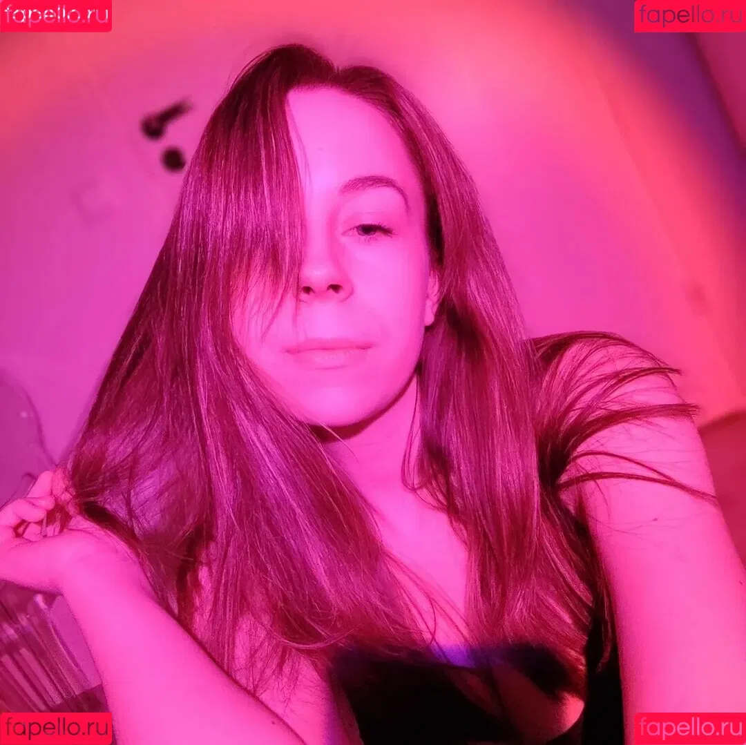 actuallyalisa Onlyfans Photo Gallery